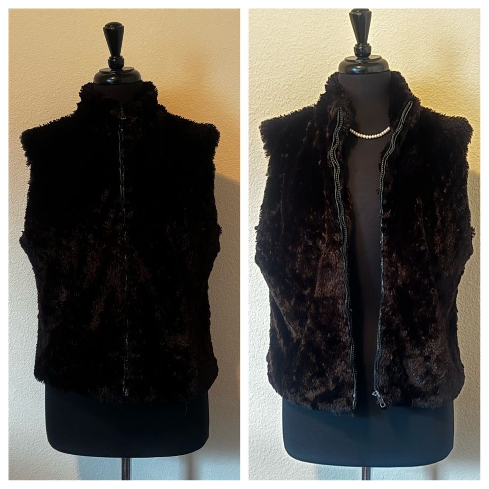 Women's Faux Fur Vest Black Large